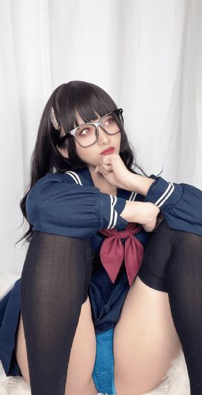 制服师生第一页_续集欧美成人在线
